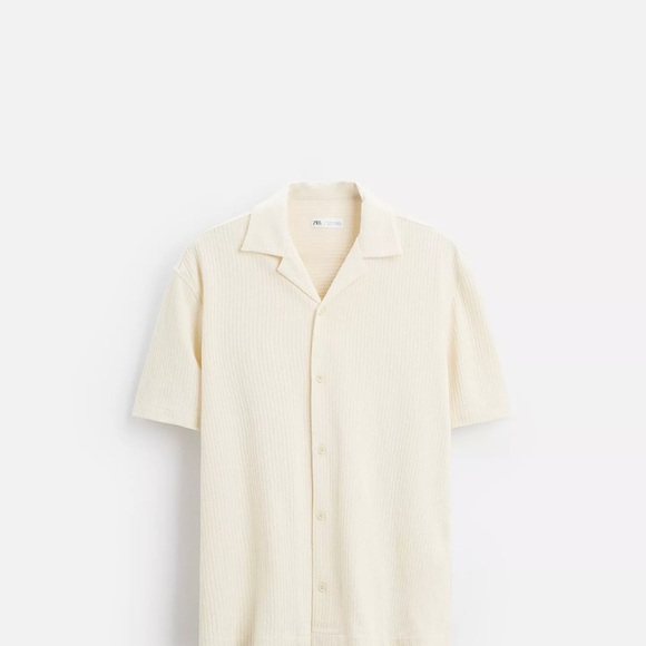 Zara Ruffled Textured shirt cream color size Medium - Picture 1 of 4